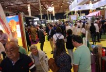 Feira Nacional de Agricultura | Em dia feriado, evento recebe milhares de visitantes