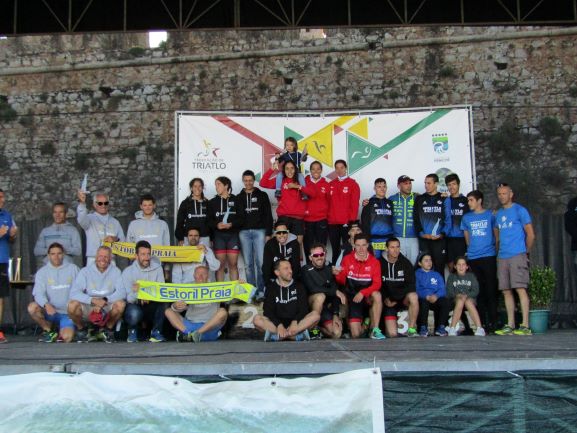 Triatlo C.Nat.Torres Novas no pódio - 3ºlugar por equipas Triatlo Penich...