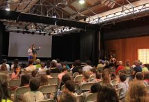 ENTRONCAMENTO | Município oferece sessão de cinema a avós e netos