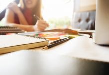 V.N. BARQUINHA | Município e rotários renovam bolsa de estudo