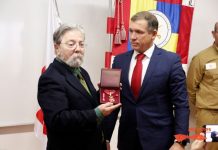 Cruz Vermelha condecorou o Município de Abrantes no dia em que a Câmara entregou nova ambulância ao núcleo local