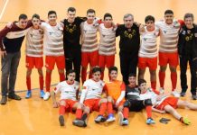 Equipa de Futsal do Centro Recreativo do Casal do Grilo na final da Taça Distrital