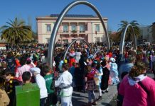 Desfiles de Carnaval no Entroncamento | Crianças e idosos espalham cor e alegria no centro da cidade