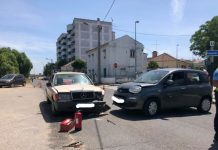 Entroncamento | Colisão de 2 veículos provoca 4 feridos ligeiros