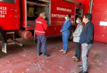Presidente da Câmara Municipal de Mosteiros visita a Associação Humanitária dos Bombeiros Voluntários do Entroncamento para agradecer a oferta de 2 ambulâncias