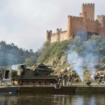 Conferência Instituições Militares e Democracia (2)