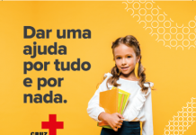 Torreshopping recolhe material escolar e apoia famílias carenciadas