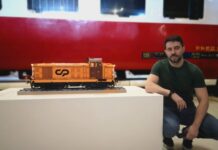 Entroncamento | Museu Nacional Ferroviário recebe locomotiva em Lego