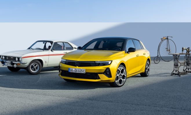 01-160-Years Opel-518990