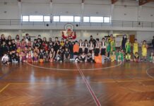 Centro Recreativo Casal do Grilo no 9º Convívio “Sábado há Minis” em basquetebol