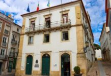 Abrantes | Ordem dos Psicólogos Portugueses distingue Município com o Selo de Local de Trabalho Saudável