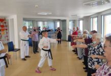 Entroncamento | Escola de Karaté realiza aula com Seniores do Centro de Convívio