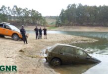 Tomar | GNR recupera viatura furtada que se encontrava submersa