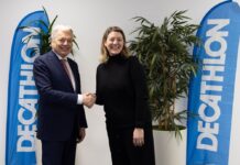 DECATHLON ASSINA COMPROMISSO DE CONSUMO SUSTENTÁVEL