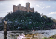 Colocação de Sinalética do Projeto “Rota dos Templários” em Vila Nova da Barquinha