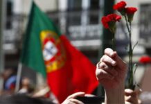 25 de Abril em Tomar com homenagem a autarcas, sessão solene e muita animação