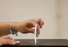 Afluência de 25,56% até ao meio-dia. Participação é maior que em 2024