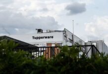 Venda da fábrica da Tupperware em Constância vai avançar após reunião de credores