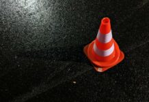 Um morto e sete feridos em colisão envolvendo sete veículos na A1 em Alcanena