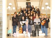 Alunos do projeto Inclúsica levaram as Janeiras à Câmara Municipal do Entroncamento