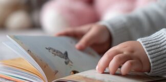 Biblioteca Municipal do Entroncamento promove sessões de leitura para bebés com o projeto “À Roda com Estórias”