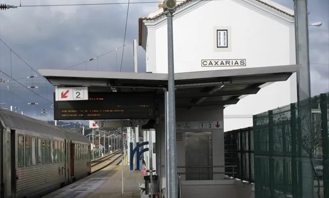 caxarias-estação-de-comboios