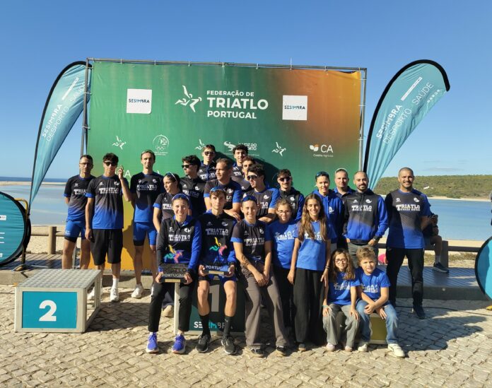 Clube de Natação de Torres Novas - hexacampeão e bicampeã nacional de clubes de triatlo